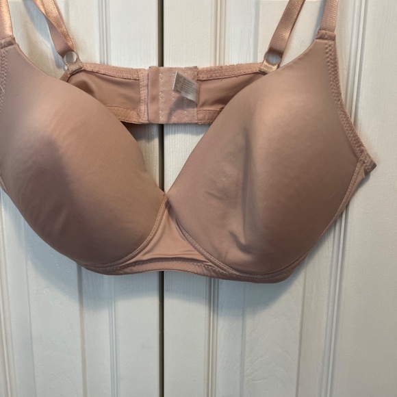 Delta Burke size 40DD bra - Picture 2 of 9